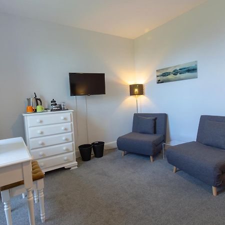 Cosy Wolf Bed & Breakfast Freshwater Buitenkant foto